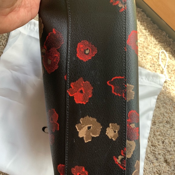 Authentic Coach Purse - Picture 3 of 5